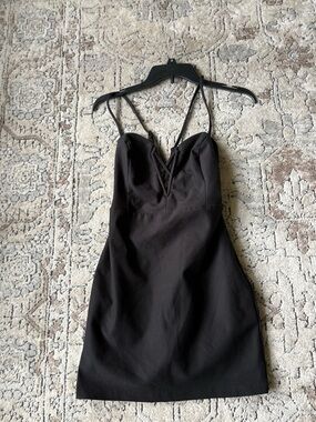 Lulu's Black Strappy V-Neck Mini Dress Sz M